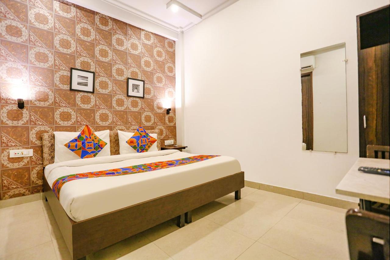 Fabhotel Novel Suites - Nr Yashobhoomi Convention Centre نيودلهي المظهر الخارجي الصورة